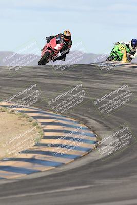 media/Nov-16-2025-Race Pace (Sun) [[8c5fa54630]]/Verified Riders/1-Turns 9 and 10 (925am)/